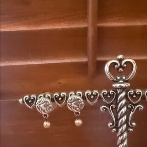 Beautiful Brighton post silver, and pearl earrings